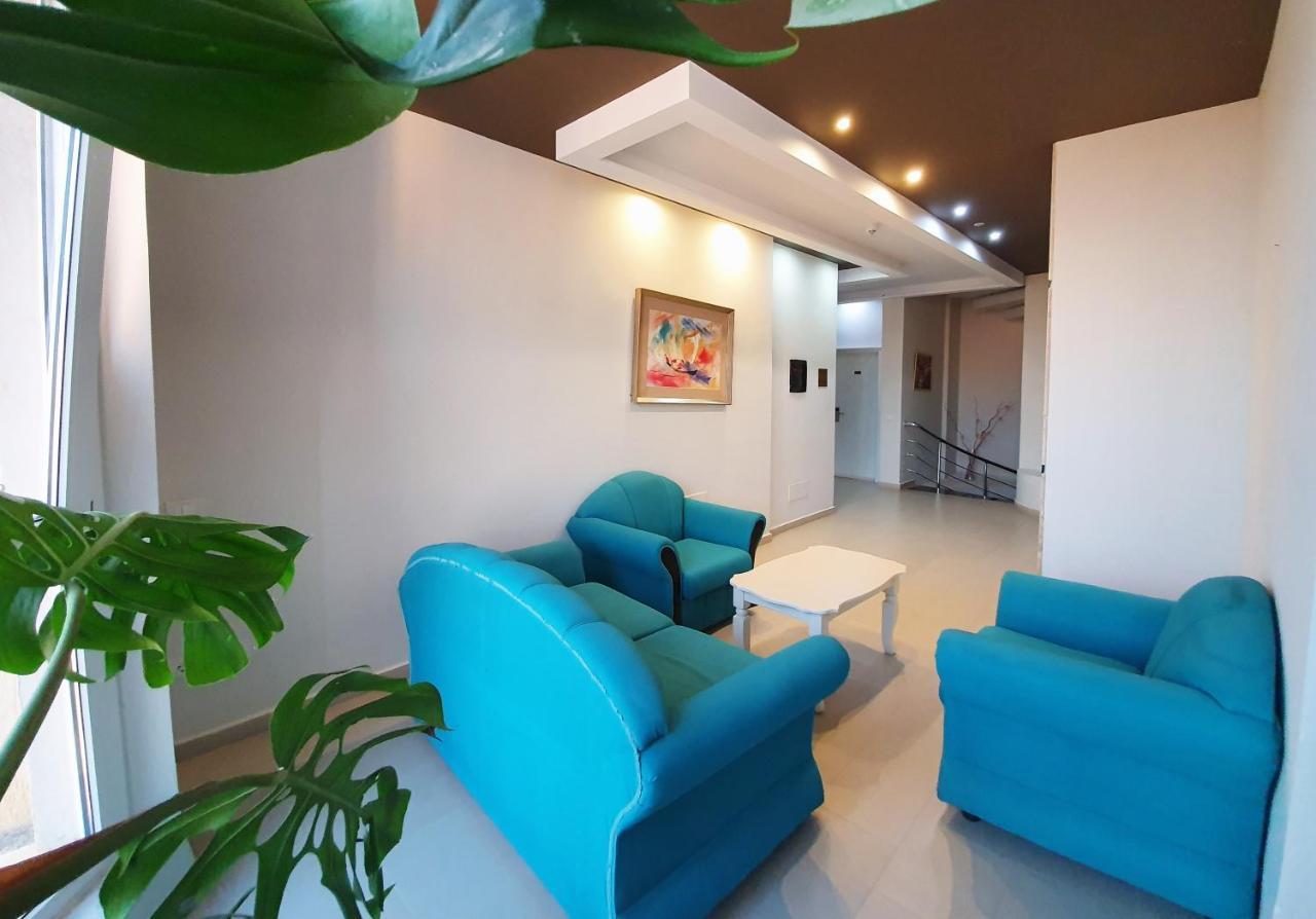 Hotel Kamomil Škalngur Esterno foto