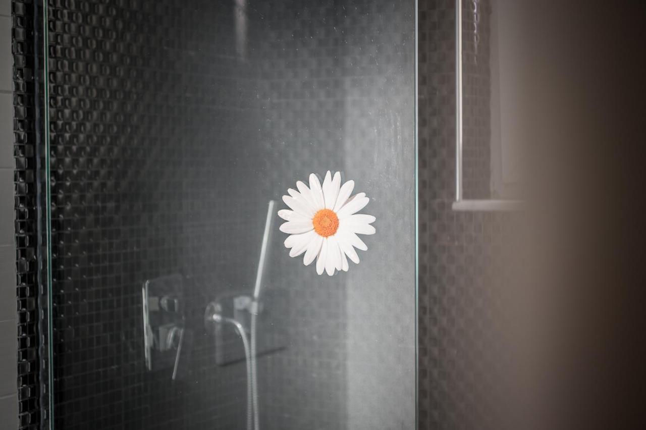 Hotel Kamomil Škalngur Esterno foto